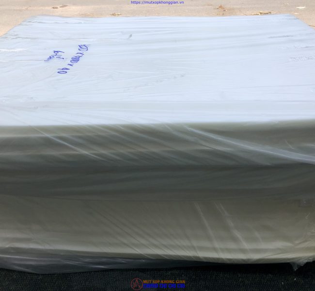 Đệm mút làm sofa