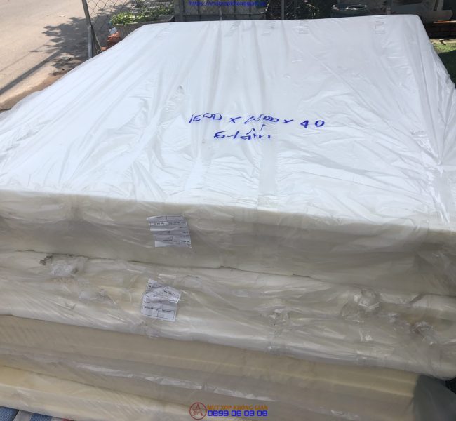 Mút làm sofa