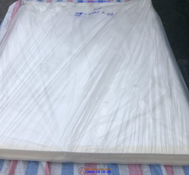 Cần mua mút làm sofa