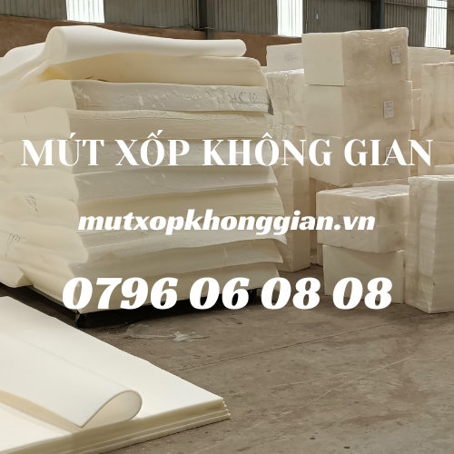 mút xốp không gian